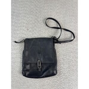 Coach Messenger Bag Medium Leather Crossbody Adjustable Strap Vintage Style